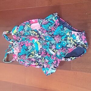 EUC babyGap Floral Ruffle One Piece Bathing Suit